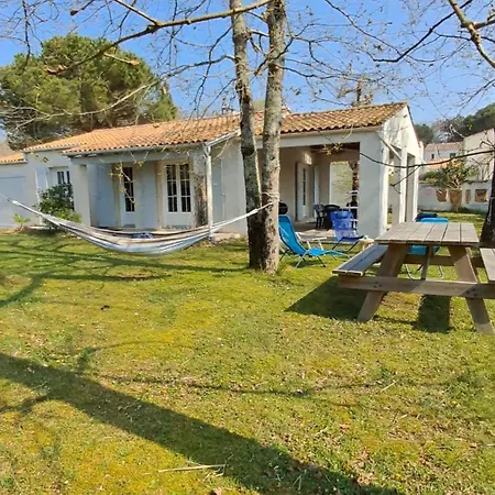 بيت للعطل Maison A 8 Min A Pied De La Avec Jardin Clos Et Ombrage سا جورج دوليه