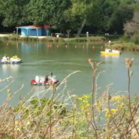 Maison A 8 Min A Pied De La Avec Jardin Clos Et Ombrage *