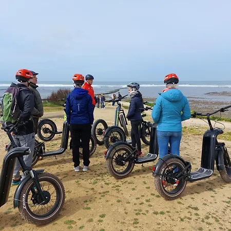 Maison A 8 Min A Pied De La Avec Jardin Clos Et Ombrage